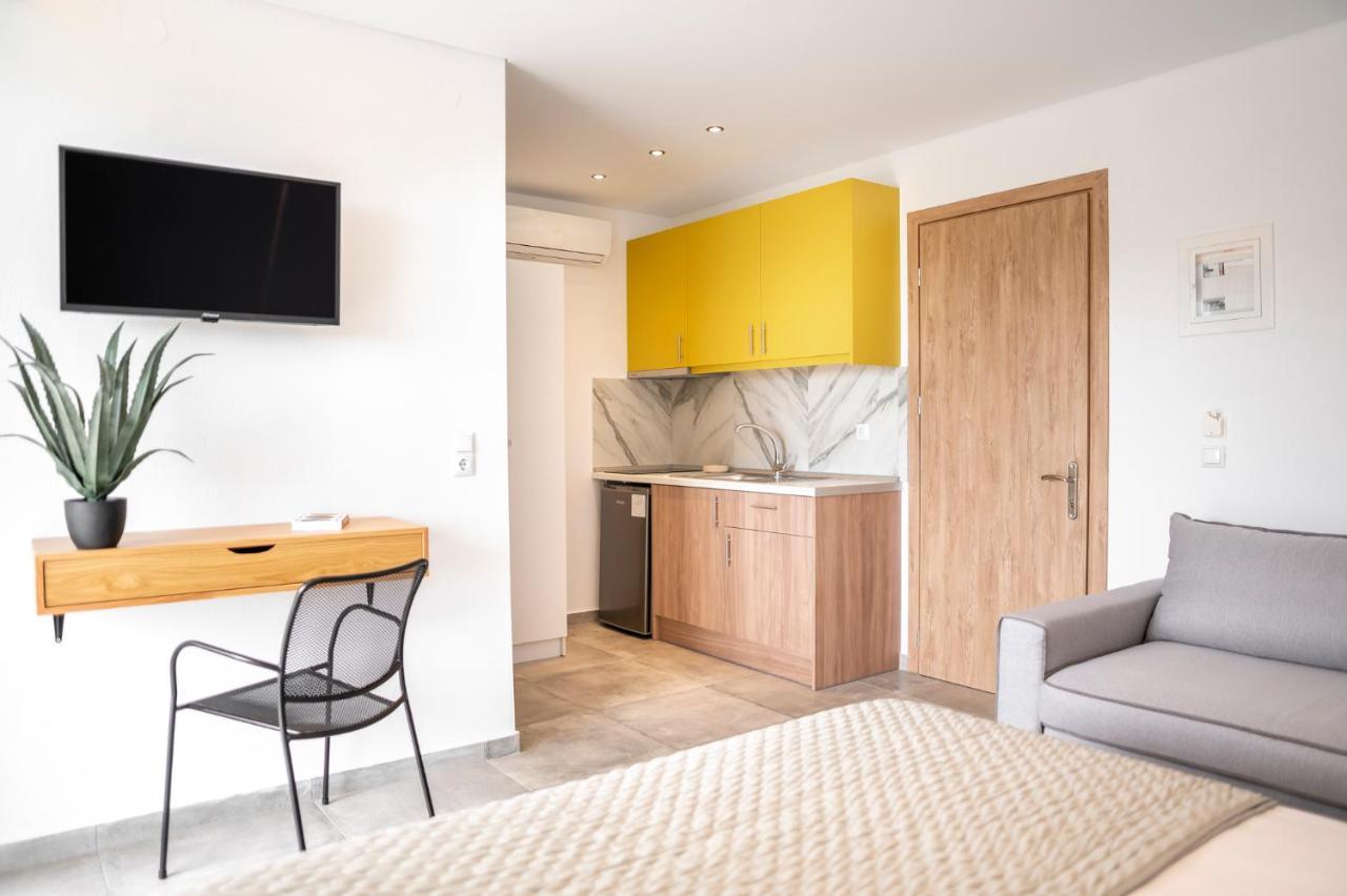 Blue Stone Luxury Suites Limenária Eksteriør bilde