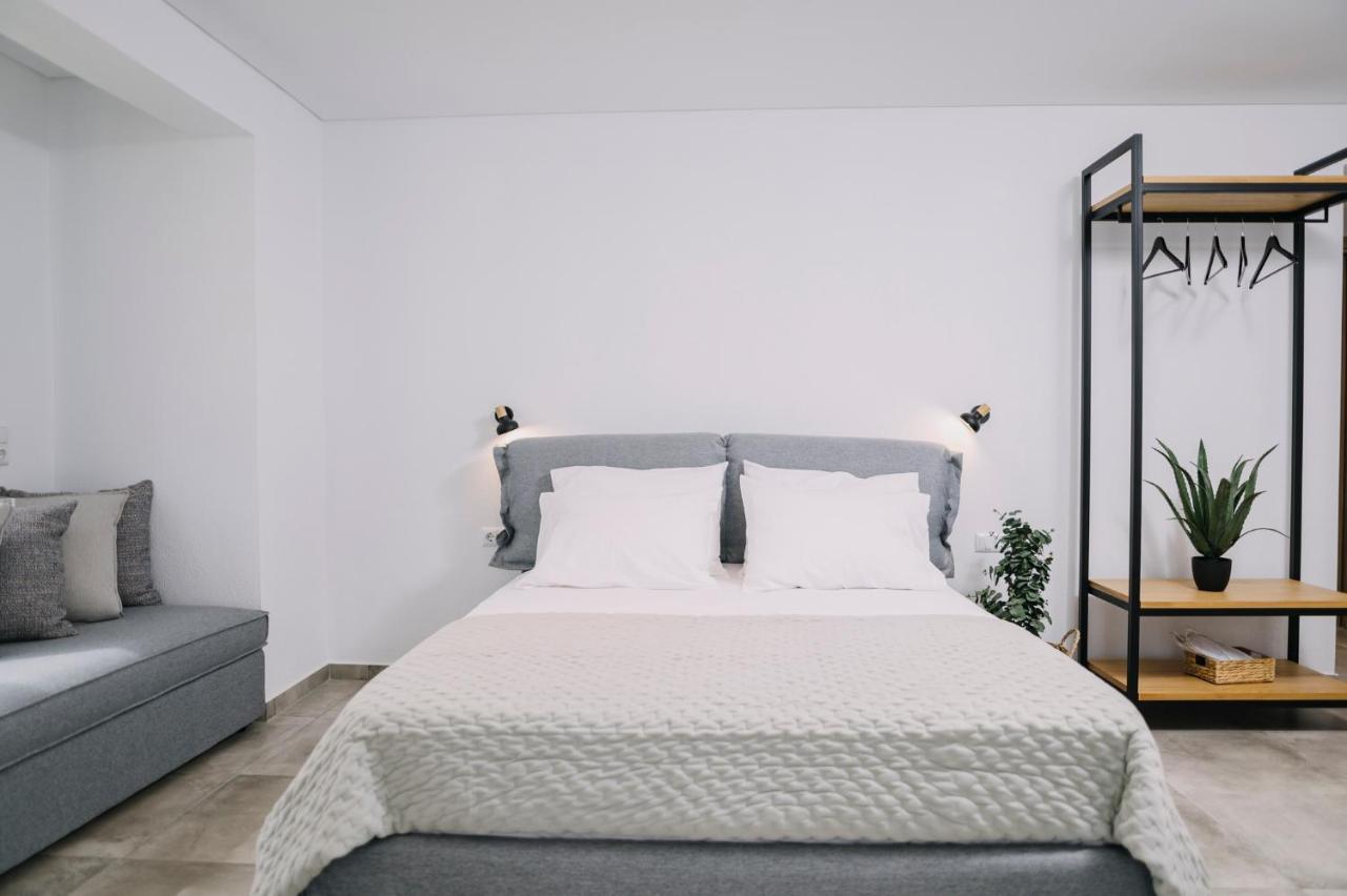 Blue Stone Luxury Suites Limenária Eksteriør bilde